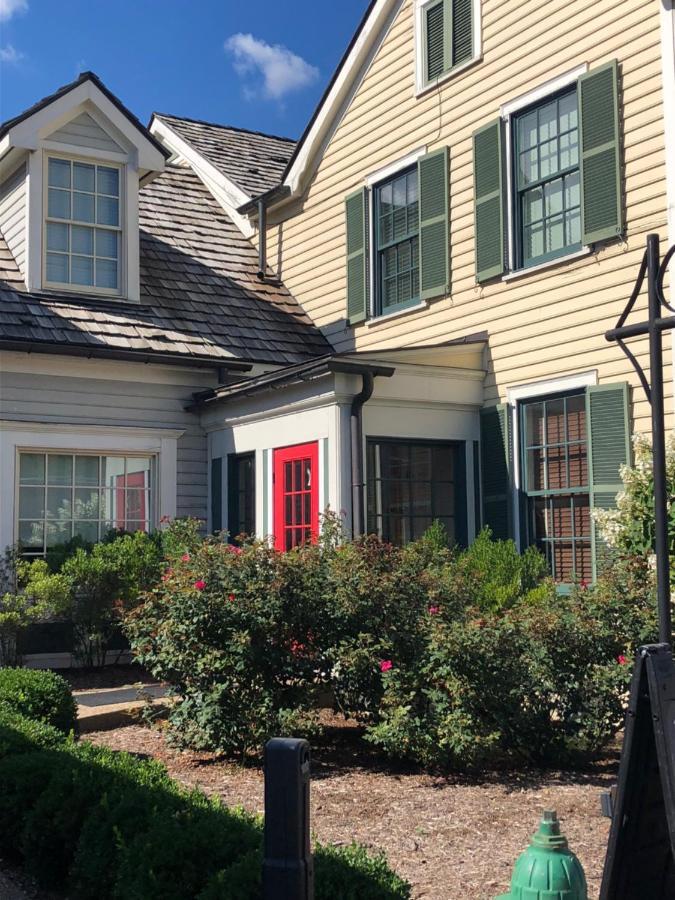 Howard'S Creek Inn ホワイト・サルファー・スプリングズ エクステリア 写真